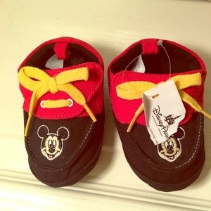 Mickey Mouse slip on shoe/slipper